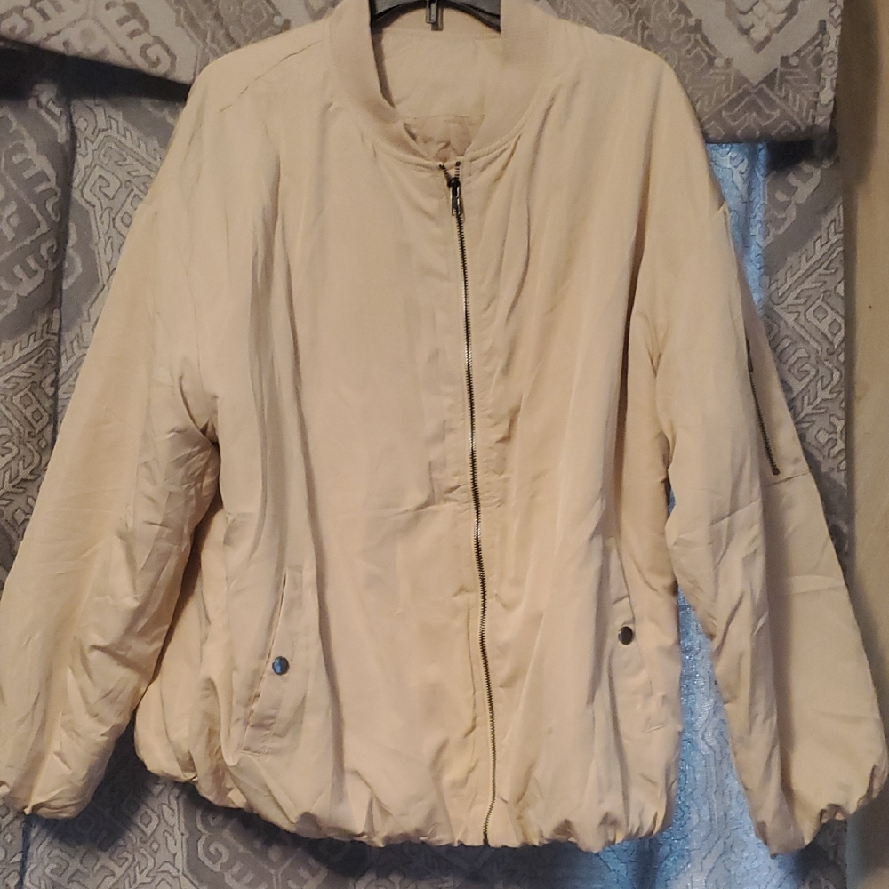 Cream Bomber Jacket with Elastic Hem and Lightweight Fabric